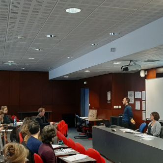 Vue globale d'un amphithéâtre où s'est tenue la 3 ème rencontre régionale auvergne